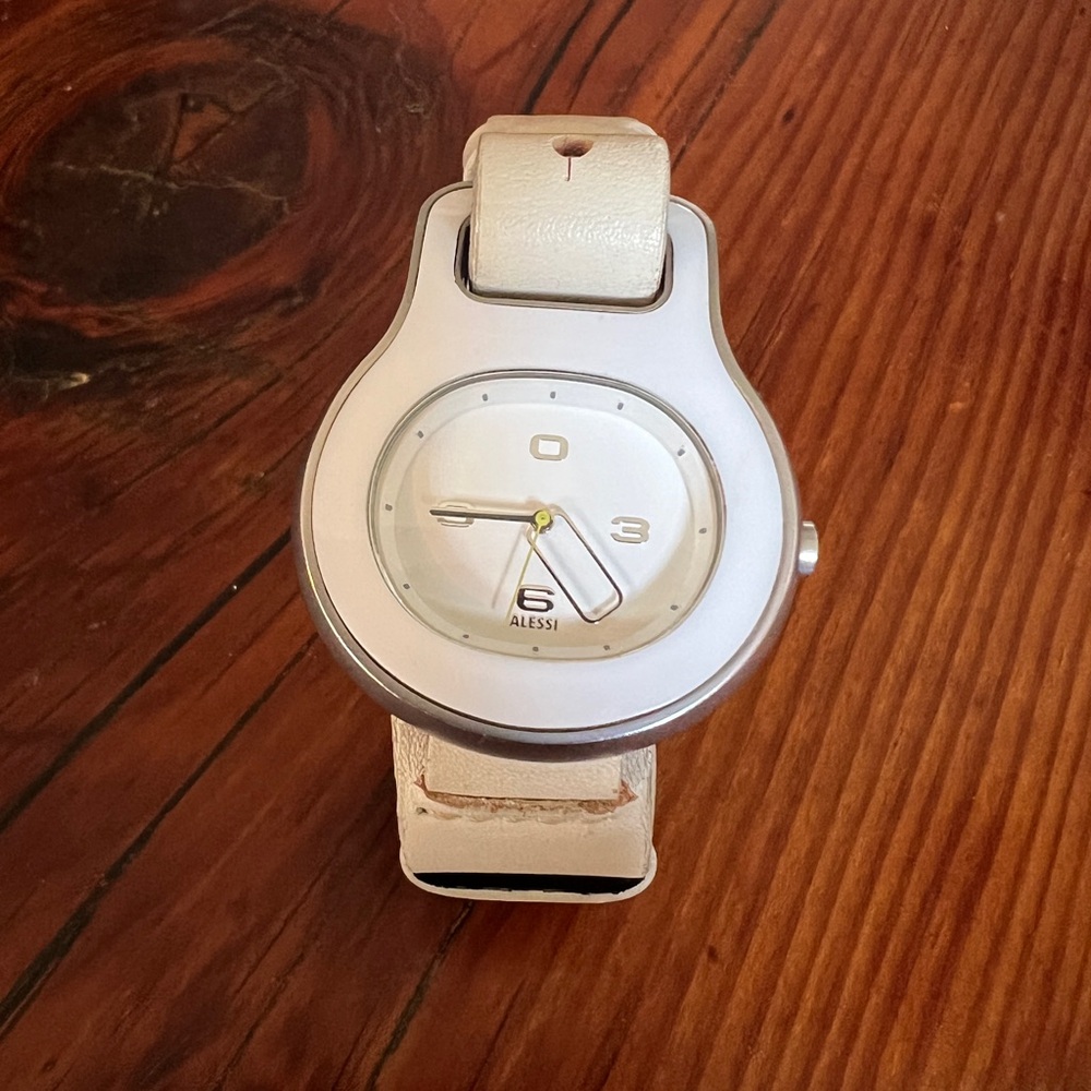 Alessi White and Silver Round Dial Leather Strap Watch